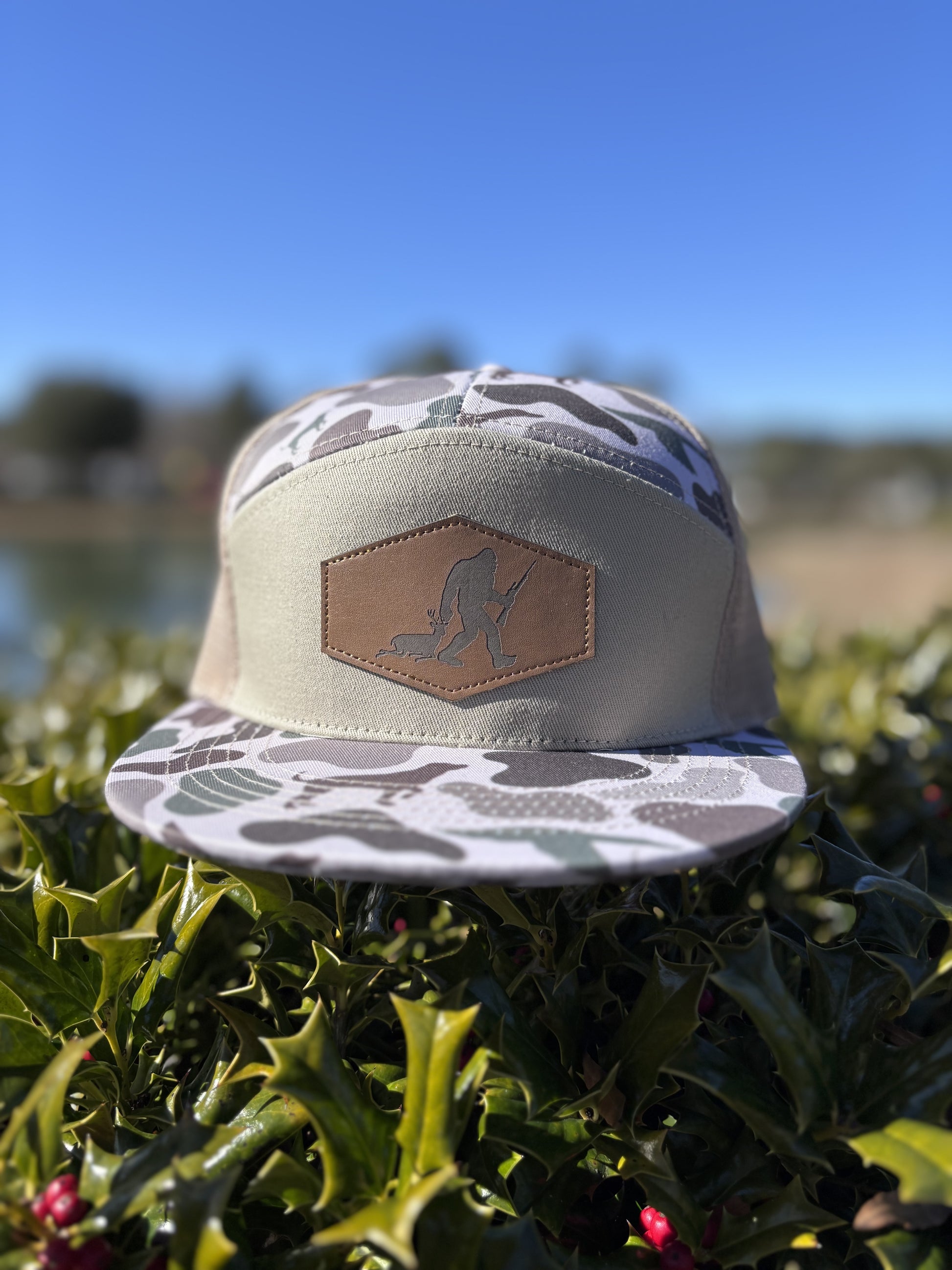 Duck Camo Bigfoot 7P Hat 