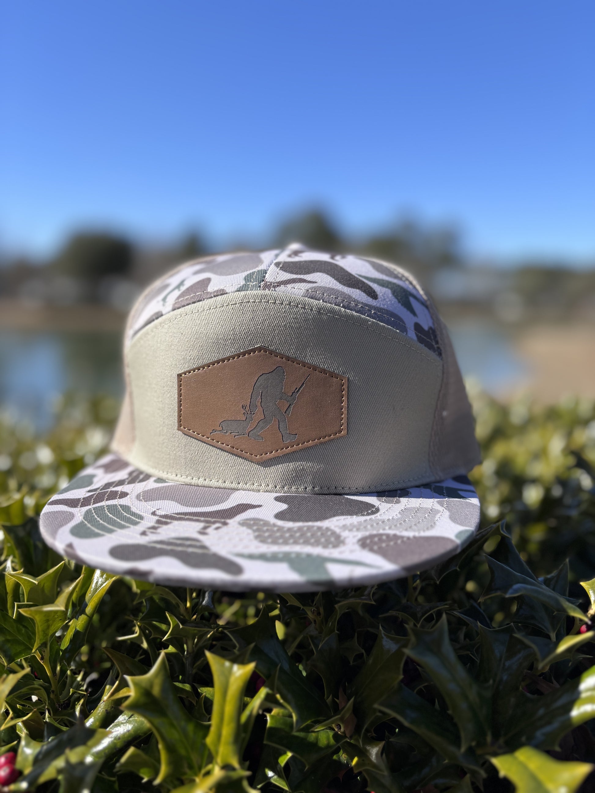 Duck Camo Bigfoot 7P Hat 