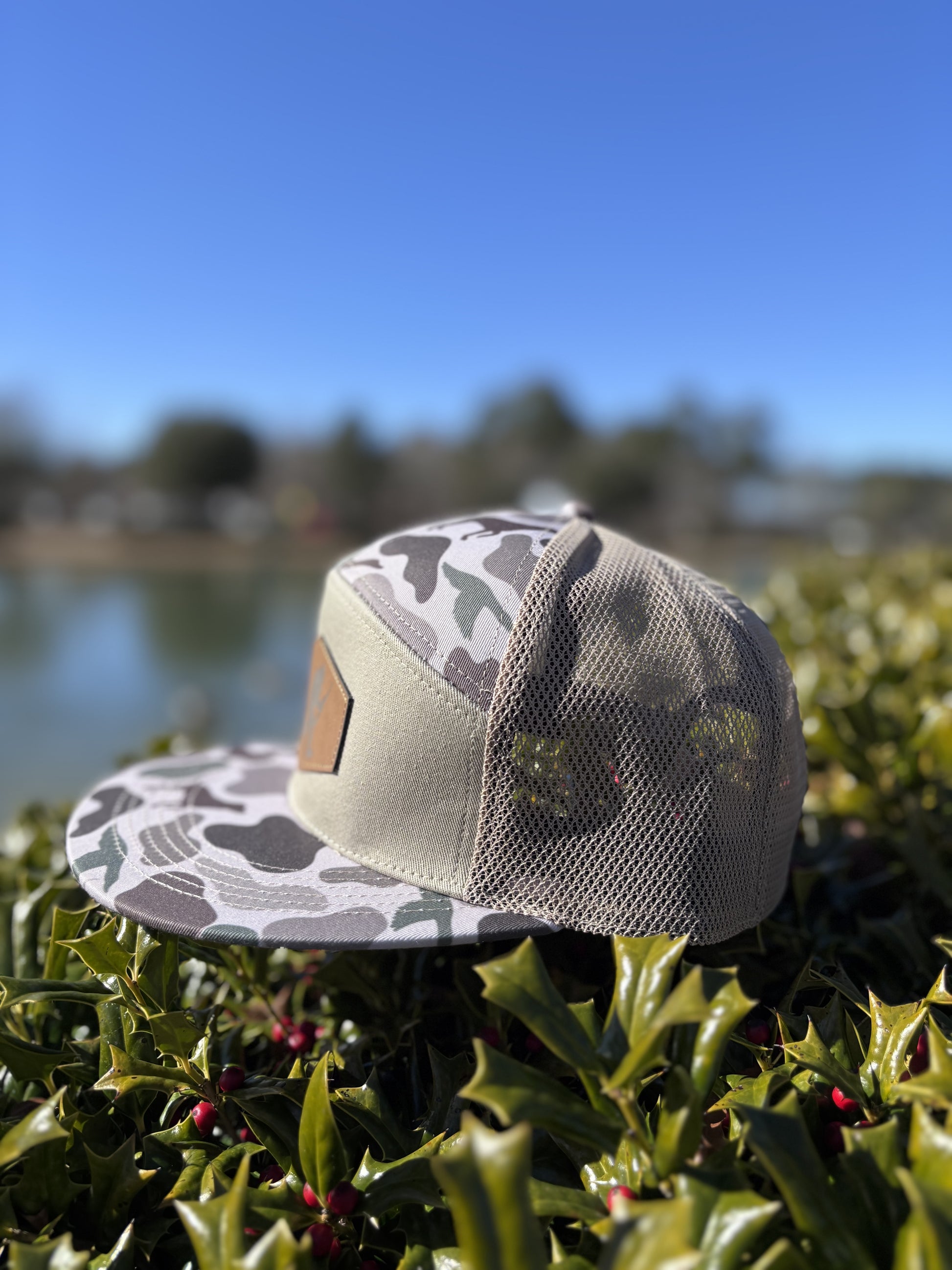 Duck Camo Bigfoot 7P Hat 